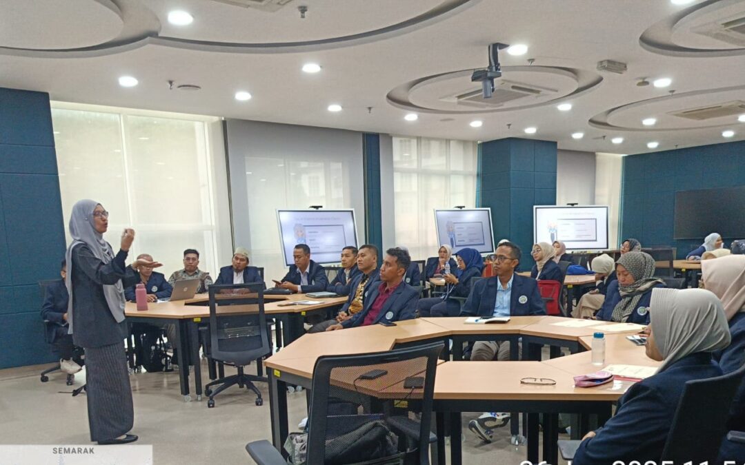 Mahasiswa Pascasarjana UM Dapat Bimbingan Langsung dari Akademisi Bereputasi di Malaysia
